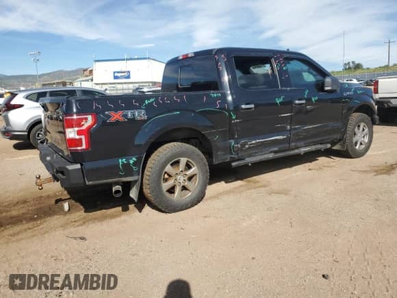 2018 Ford F-150 XLT z VIN 1FTEW1E57JKE98282, wystawiony jako Copart lot #71509275 z przebiegiem 147 862 mil mil oraz Szkoda całkowita • Salvage title. Historia ofert i sprzedaży dostępna na DreamBid. Obrazek 3.