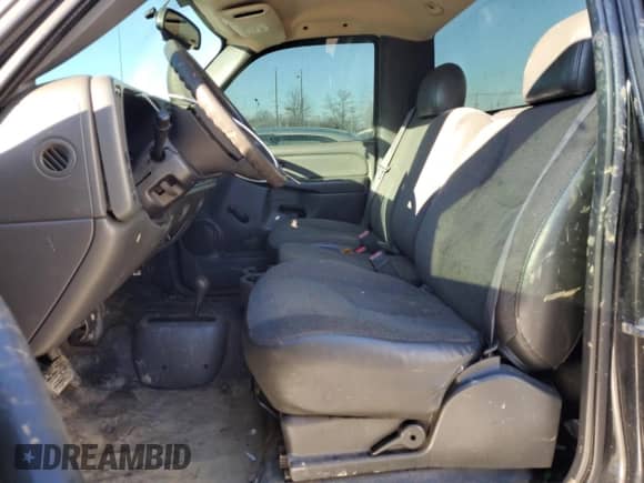 2006 GMC Sierra 1500 Work Truck z VIN 1GTEK14X26Z142173, wystawiony jako Copart lot #88342695 z przebiegiem 170 171 mil mil oraz Szkoda całkowita • Salvage title. Historia ofert i sprzedaży dostępna na DreamBid. Obrazek 7.
