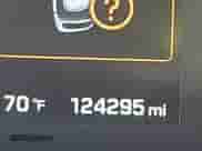 2015 Hyundai Sonata Sport z VIN 5NPE34AF4FH153984, wystawiony jako IAAI lot #43444521 z przebiegiem 124 295 mil mil oraz . Historia ofert i sprzedaży dostępna na DreamBid. Obrazek 15.