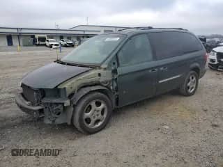 2001 Dodge Caravan ES with VIN 2B8GP54L01R117432, listed as a Copart auction lot 84896924 with 207,991 mi miles and Salvage title. Bid and sale history available at DreamBid. Image 1.