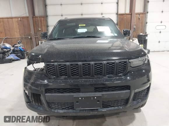 2025 Jeep Grand Cherokee Limited with VIN 1C4RJKBG2S8632657, listed as a IAAI auction lot 41669674 with 1,582 mi miles and . Bid and sale history available at DreamBid. Image 13.