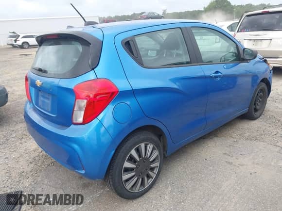 2017 Chevrolet Spark LS z VIN KL8CB6SA4HC791300, wystawiony jako IAAI lot #42768281 z przebiegiem 85 744 mil mil oraz . Historia ofert i sprzedaży dostępna na DreamBid. Obrazek 4.