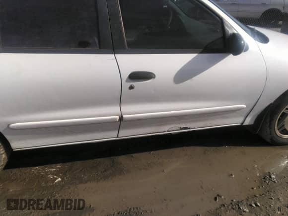 1999 Chevrolet Cavalier LS с VIN 1G1JF5245X7134660, выставлен на аукционе IAAI как лот 41099326 с пробегом Не указан миль и . История ставок и продаж доступна на DreamBid. Изображение 13.