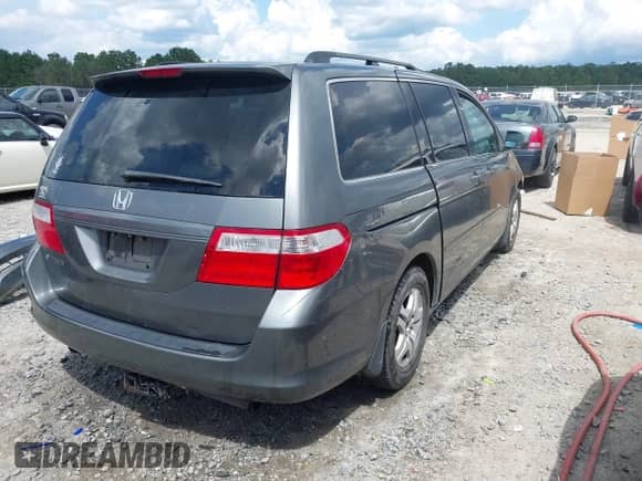 2007 Honda Odyssey EX-L с VIN 5FNRL38627B461804, выставлен на аукционе IAAI как лот 42912584 с пробегом 250 659 миль миль и . История ставок и продаж доступна на DreamBid. Изображение 4.