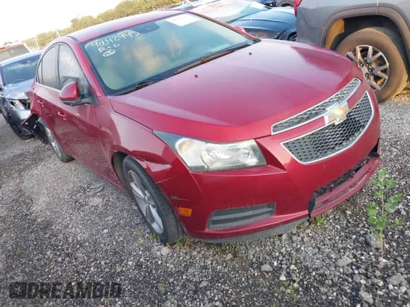 2012 Chevrolet Cruze 2LT z VIN 1G1PG5SC5C7338240, wystawiony jako IAAI lot #40042945 z przebiegiem 250 730 mil mil oraz . Historia ofert i sprzedaży dostępna na DreamBid. Obrazek 1.