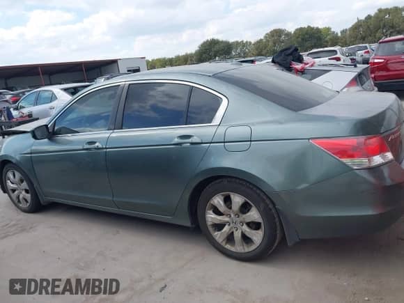 2010 Honda Accord EX-L z VIN 1HGCP2F85AA097503, wystawiony jako IAAI lot #43475454 z przebiegiem 153 395 mil mil oraz . Historia ofert i sprzedaży dostępna na DreamBid. Obrazek 15.