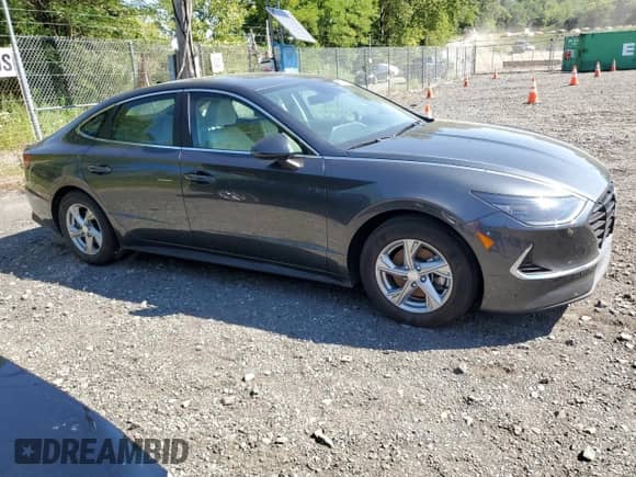 2023 Hyundai Sonata SE z VIN KMHL24JA2PA323701, wystawiony jako Copart lot #68858625 z przebiegiem 20 266 mil mil oraz Szkoda całkowita • Salvage title. Historia ofert i sprzedaży dostępna na DreamBid. Obrazek 4.