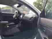 2021 Mitsubishi Outlander ES z VIN JA4ARUAU7MU002128, wystawiony jako IAAI lot #42486639 z przebiegiem 53 004 mil mil oraz . Historia ofert i sprzedaży dostępna na DreamBid. Obrazek 5.