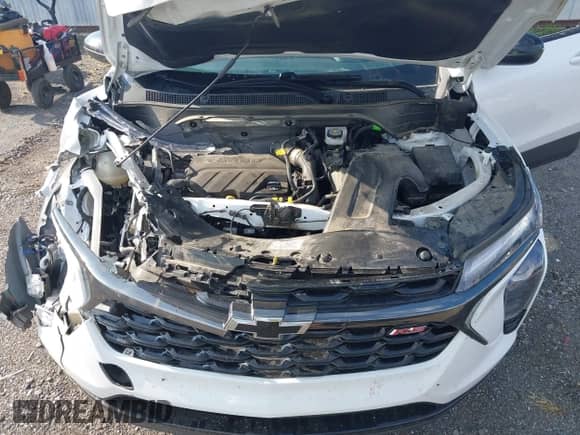 2024 Chevrolet Trax 2RS с VIN KL77LJE28RC113435, выставлен на аукционе IAAI как лот 43143342 с пробегом 76 942 миль миль и . История ставок и продаж доступна на DreamBid. Изображение 10.