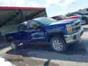 2015 Chevrolet Silverado 2500HD LT z VIN 1GC1KVEG4FF107284, wystawiony jako IAAI lot #42907719 z przebiegiem 313 421 mil mil oraz . Historia ofert i sprzedaży dostępna na DreamBid. Obrazek 13.