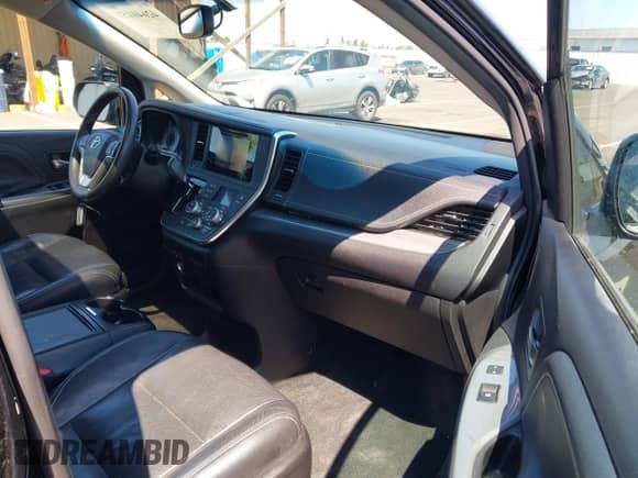 2017 Toyota Sienna SE with VIN 5TDXZ3DC5HS809254, listed as a IAAI auction lot 42640151 with 78,044 mi miles and . Bid and sale history available at DreamBid. Image 5.