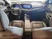 2024 Chevrolet Trax ACTIV с VIN KL77LKE2XRC025816, выставлен на аукционе Copart как лот 70656465 с пробегом 32 549 миль миль и Списание • Salvage title. История ставок и продаж доступна на DreamBid. Изображение 8.