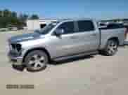 2022 Ram 1500 Laramie z VIN 1C6RREJTXNN415542, wystawiony jako Copart lot #70369105 z przebiegiem 70 573 mil mil oraz Szkoda całkowita • Salvage title. Historia ofert i sprzedaży dostępna na DreamBid. Obrazek 1.