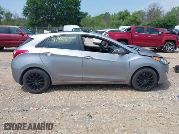 2013 Hyundai Elantra с VIN KMHD35LE3DU071071, выставлен на аукционе IAAI как лот 42657946 с пробегом 102 805 миль миль и . История ставок и продаж доступна на DreamBid. Изображение 13.