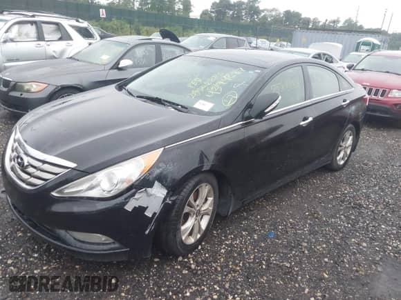 2013 Hyundai Sonata SE with VIN 5NPEC4AC4DH536407, listed as a IAAI auction lot 43177175 with Not provided miles and . Bid and sale history available at DreamBid. Image 2.