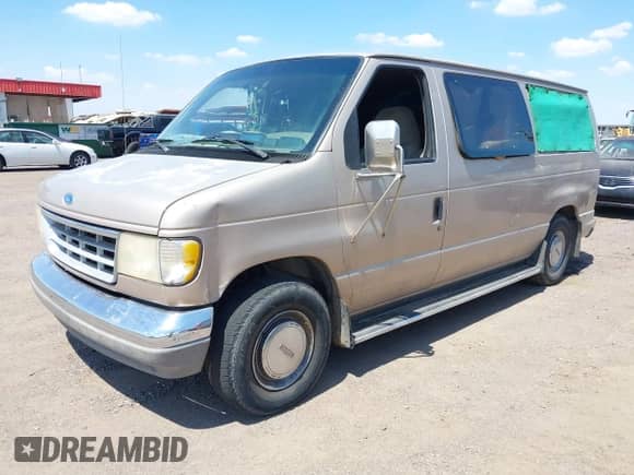 1993 Ford Econoline Cargo с VIN 1FMEE11H7PHB96236, выставлен на аукционе IAAI как лот 42430434 с пробегом 191 996 миль миль и . История ставок и продаж доступна на DreamBid. Изображение 13.