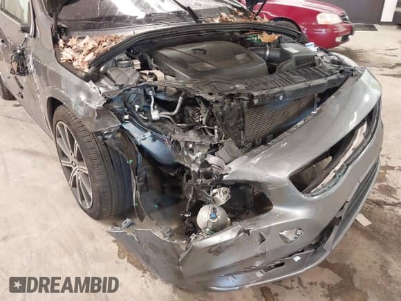 2017 Volvo S60 Inscription с VIN LYV402HK1HB129530, выставлен на аукционе IAAI как лот 41381620 с пробегом 53 031 миль миль и . История ставок и продаж доступна на DreamBid. Изображение 6.
