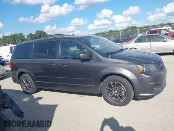 2017 Dodge Grand Caravan GT с VIN 2C4RDGEG8HR731514, выставлен на аукционе IAAI как лот 43317678 с пробегом 164 689 миль миль и . История ставок и продаж доступна на DreamBid. Изображение 13.