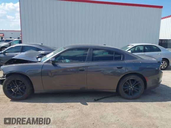 2018 Dodge Charger SXT с VIN 2C3CDXBG4JH196725, выставлен на аукционе IAAI как лот 43342851 с пробегом 106 192 миль миль и . История ставок и продаж доступна на DreamBid. Изображение 14.