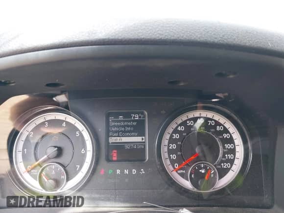 2021 Ram 1500 Tradesman z VIN 1C6RR6FT0MS515437, wystawiony jako IAAI lot #42059532 z przebiegiem 92 741 mil mil oraz . Historia ofert i sprzedaży dostępna na DreamBid. Obrazek 7.