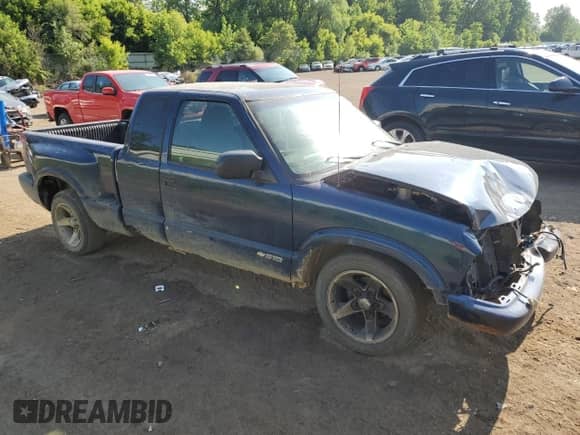 2001 Chevrolet S-10 LS с VIN 1GCCS19W218179231, выставлен на аукционе Copart как лот 60239945 с пробегом 223 612 миль миль и Чистый • Clean title. История ставок и продаж доступна на DreamBid. Изображение 4.