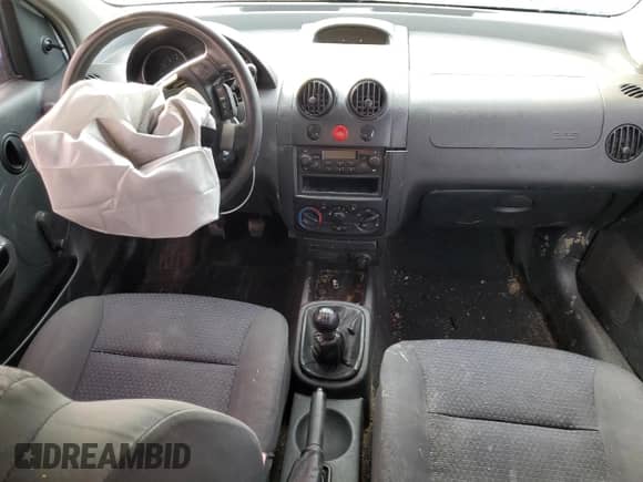 2006 Chevrolet Aveo LS с VIN KL1TD56666B649347, выставлен на аукционе Copart как лот 44955955 с пробегом Не указан миль и Списание • Salvage title. История ставок и продаж доступна на DreamBid. Изображение 8.
