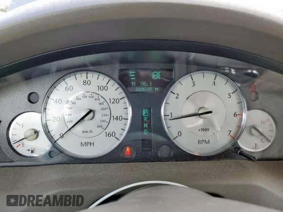 2010 Chrysler 300 C Hemi с VIN 2C3CA6CT6AH123564, выставлен на аукционе Copart как лот 60616435 с пробегом 169 045 миль миль и Списание • Salvage title. История ставок и продаж доступна на DreamBid. Изображение 9.