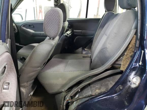 2001 Chevrolet Tracker ZR2 с VIN 2CNBJ734316948149, выставлен на аукционе Copart как лот 47033505 с пробегом 136 903 миль миль и Списание • Salvage title. История ставок и продаж доступна на DreamBid. Изображение 10.