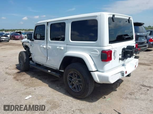 2022 Jeep Wrangler Unlimited Sahara с VIN 1C4HJXEN9NW190351, выставлен на аукционе IAAI как лот 43276058 с пробегом 40 794 миль миль и . История ставок и продаж доступна на DreamBid. Изображение 3.