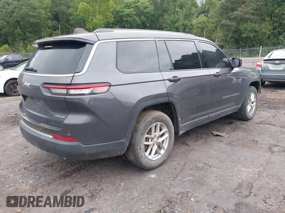 2023 Jeep Grand Cherokee Laredo z VIN 1C4RJJAG8P8714590, wystawiony jako IAAI lot #43094713 z przebiegiem 65 034 mil mil oraz . Historia ofert i sprzedaży dostępna na DreamBid. Obrazek 4.