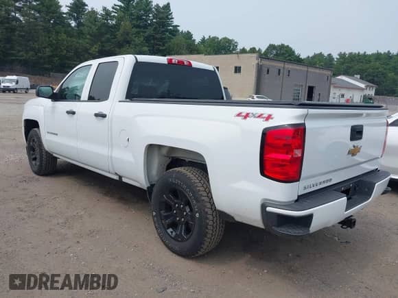 2017 Chevrolet Silverado 1500 Custom z VIN 1GCVKPEH2HZ300623, wystawiony jako IAAI lot #42918292 z przebiegiem 122 650 mil mil oraz . Historia ofert i sprzedaży dostępna na DreamBid. Obrazek 3.