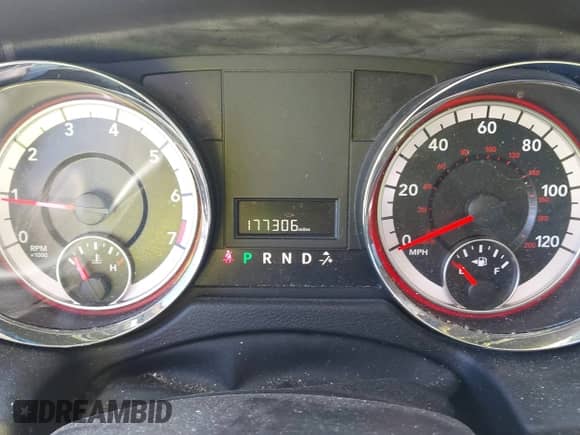 2016 Dodge Grand Caravan SE with VIN 2C4RDGBG3GR316989, listed as a IAAI auction lot 43546281 with 177,306 mi miles and . Bid and sale history available at DreamBid. Image 7.