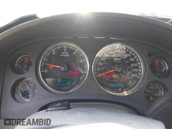 2007 Chevrolet Tahoe LTZ with VIN 1GNFC13027R235130, listed as a IAAI auction lot 42548037 with 181,263 mi miles and . Bid and sale history available at DreamBid. Image 7.