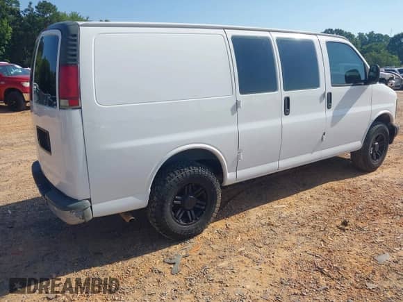 2000 Chevrolet Express Cargo с VIN 1GCFG15W8Y1222395, выставлен на аукционе IAAI как лот 42573902 с пробегом 187 590 миль миль и . История ставок и продаж доступна на DreamBid. Изображение 4.