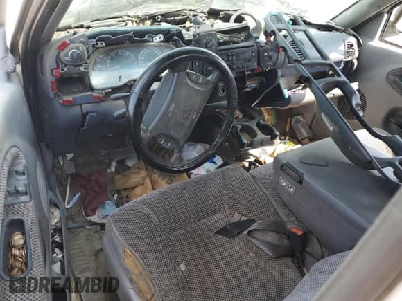 1998 Dodge 2500 с VIN 1B7KC23Z0WJ247902, выставлен на аукционе Copart как лот 62773495 с пробегом 190 108 миль миль и Списание • Salvage title. История ставок и продаж доступна на DreamBid. Изображение 8.