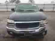 2005 GMC Sierra 1500 SLE z VIN 2GTEK13T351237413, wystawiony jako Copart lot #88888335 z przebiegiem 218 093 mil mil oraz Szkoda całkowita • Salvage title. Historia ofert i sprzedaży dostępna na DreamBid. Obrazek 5.