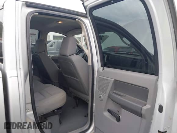 2008 Dodge 1500 SLT with VIN 1D7HU18278S600541, listed as a IAAI auction lot 43290566 with 146,149 mi miles and . Bid and sale history available at DreamBid. Image 8.