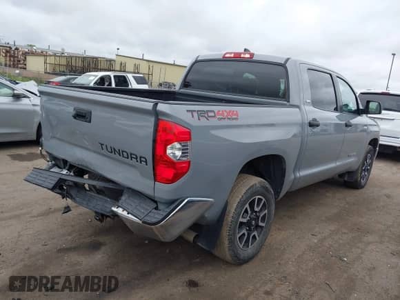 2021 Toyota Tundra SR5 with VIN 5TFDY5F18MX037950, listed as a IAAI auction lot 43029193 with 52,984 mi miles and . Bid and sale history available at DreamBid. Image 4.