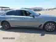 2017 BMW 5 Series 530i с VIN WBAJA5C36HG893781, выставлен на аукционе IAAI как лот 43151248 с пробегом 71 084 миль миль и . История ставок и продаж доступна на DreamBid. Изображение 13.