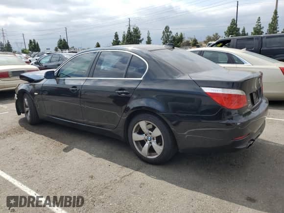 2008 BMW 5 Series 528i with VIN WBANU53558CT01465, listed as a Copart auction lot 84045455 with 140,697 mi miles and Salvage title. Bid and sale history available at DreamBid. Image 2.