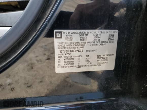 2016 GMC Sierra 1500 Denali z VIN 3GTU2PEJ7GG224734, wystawiony jako Copart lot #69385705 z przebiegiem 161 186 mil mil oraz Szkoda całkowita • Salvage title. Historia ofert i sprzedaży dostępna na DreamBid. Obrazek 12.