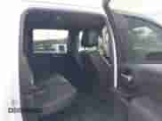 2021 Chevrolet Silverado 2500HD Work Truck z VIN 1GC1YLE76MF105939, wystawiony jako IAAI lot #42603293 z przebiegiem 102 423 mil mil oraz . Historia ofert i sprzedaży dostępna na DreamBid. Obrazek 8.