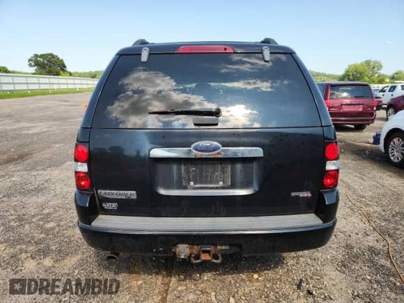 2007 Ford Explorer XLT with VIN 1FMEU73807UB50869, listed as a Copart auction lot 66436975 with 218,418 mi miles and Non repairable. Bid and sale history available at DreamBid. Image 6.