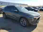 2025 Chevrolet Trax LT with VIN KL77LHEP8SC210080, listed as a Copart auction lot 84422945 with 3,424 mi miles and Salvage title. Bid and sale history available at DreamBid. Image 4.