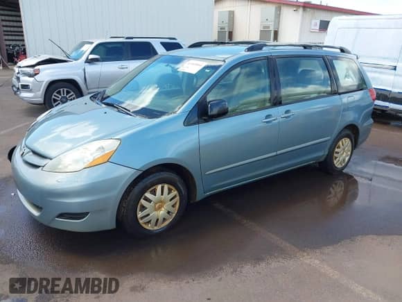 2007 Toyota Sienna CE z VIN 5TDZK23C97S064810, wystawiony jako IAAI lot #41969504 z przebiegiem 147 237 mil mil oraz . Historia ofert i sprzedaży dostępna na DreamBid. Obrazek 17.
