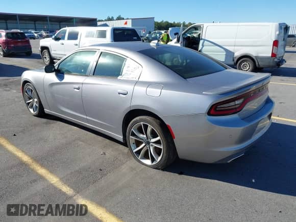 2015 Dodge Charger RT с VIN 2C3CDXCT8FH729372, выставлен на аукционе IAAI как лот 43581077 с пробегом 245 098 миль миль и . История ставок и продаж доступна на DreamBid. Изображение 3.