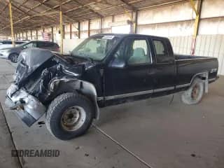 1997 GMC Sierra 1500 с VIN 2GTEK19R6V1520870, выставлен на аукционе Copart как лот 55300155 с пробегом 187 088 миль миль и Списание • Salvage title. История ставок и продаж доступна на DreamBid. Изображение 1.