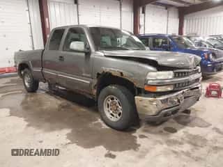 2000 Chevrolet Silverado 2500 LS z VIN 1GCGK29U9YE255173, wystawiony jako IAAI lot #41344272 z przebiegiem 208 913 mil mil oraz . Historia ofert i sprzedaży dostępna na DreamBid. Obrazek 1.