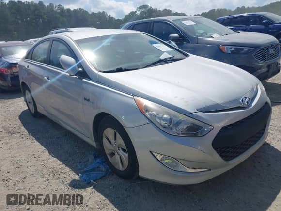 2014 Hyundai Sonata z VIN KMHEC4A47EA114290, wystawiony jako IAAI lot #43047051 z przebiegiem 150 911 mil mil oraz . Historia ofert i sprzedaży dostępna na DreamBid. Obrazek 1.