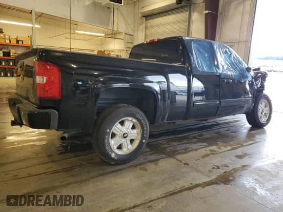 2010 Chevrolet Silverado 1500 LTZ с VIN 1GCSKTE36AZ269124, выставлен на аукционе Copart как лот 59700475 с пробегом Не указан миль и Списание • Salvage title. История ставок и продаж доступна на DreamBid. Изображение 3.